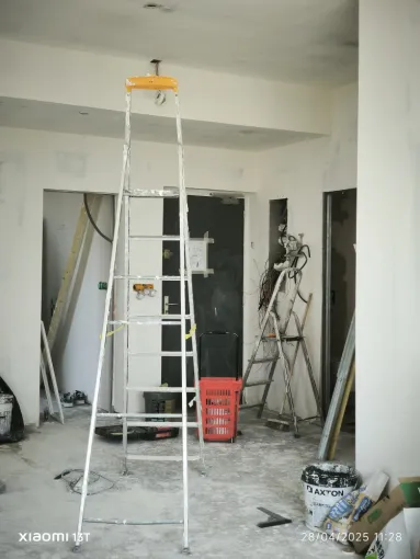 Installation électrique complète d'un appartement à Amiens, Amiens, SCOTREC