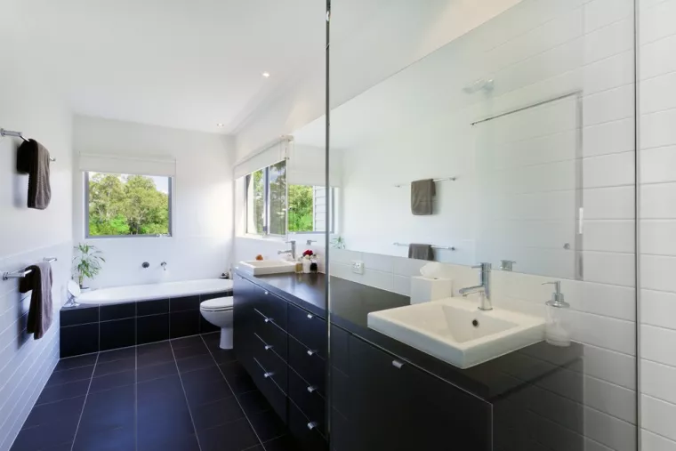Peindre ses toilettes avec de la peinture ardoise, Amiens, SCOTREC